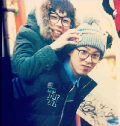 Quelle est la différence d'âge entre TaeIl et P.O (Block B) ?