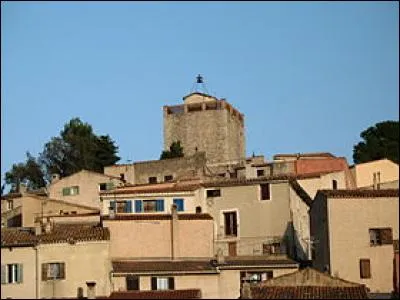 Le Revest-les-Eaux se situe dans le...