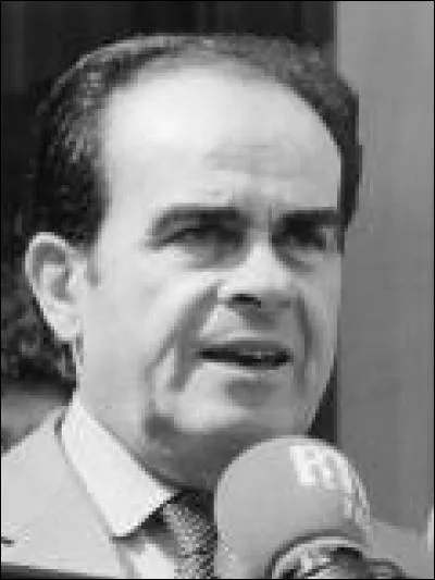 Georges Marchais décédé à 77 ans aurait eu 100 ans cette année .