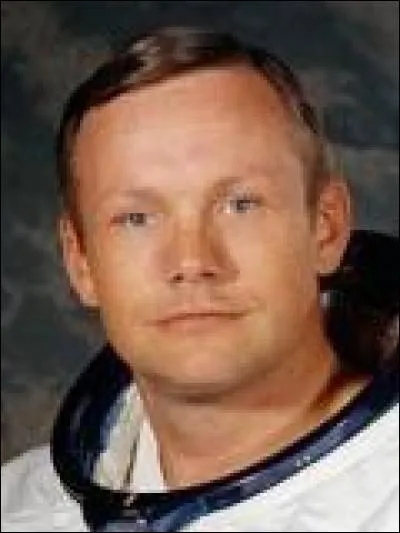 Neil Armtrong décédé à 82 ans aurait eu 100 ans cette année .