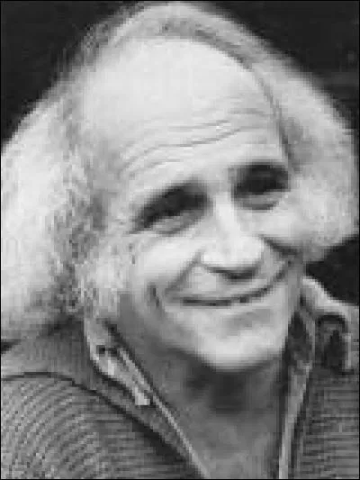 Léo Ferré décédé à 76 ans aurait eu 100 ans cette année .