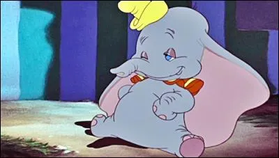 Pourquoi Dumbo est-il différent des autres éléphants ?