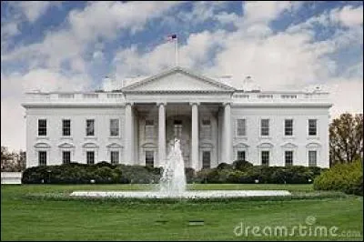 Durant quel siècle la Maison-Blanche fut-elle construite ?