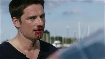 Une connaissance d'Abraham et de Jackson apparaît dans les derniers épisodes, comment s'appelle-t-elle ?