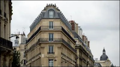 Nous sommes à Paris 18e : Combien vous coûterait chaque mois cette splendide chambre de bonne (18 m², 6e étage sans ascenseur) ?