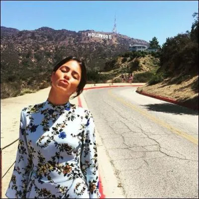 En ce moment, pourquoi est-elle a Hollywood (25-01-2016) ?