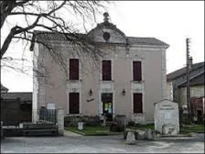 Saint-Louis-en-l'Isle est un village P&eacute;rigordin situ&eacute; en r&eacute;gion ...