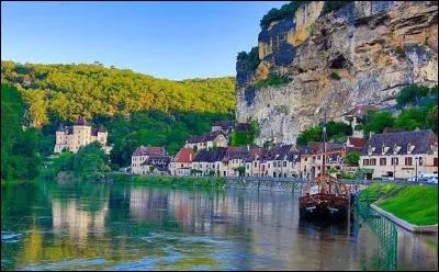 Trouvez le département avec ces 4 villes - Abjat-sur-Bandiat, Agonac, Ajat, Allas-les-Mines.