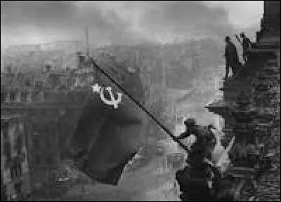 Quelles troupes capitulent en 1943 &agrave; Stalingrad ?