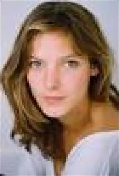 Vrai ou faux ? Estelle Cantorel vient de l'univers d'Harry Potter.