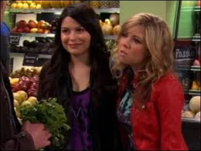 L'homme fort ventru qui apparaît souvent est...