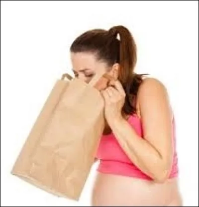 Cet état de mal-être, souvent annonciateur d'une envie de rendre, s'appelle :