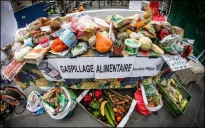 Qu'est-ce qui permet à notre chef de lui faire économiser beaucoup d'argent ?