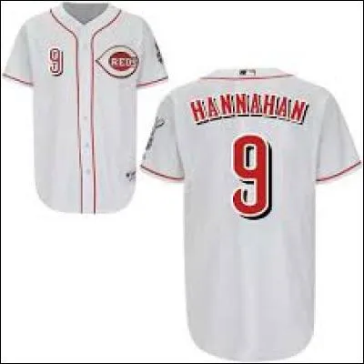 Dans quel sport les équipes sont-elles composées de 9 joueurs ?