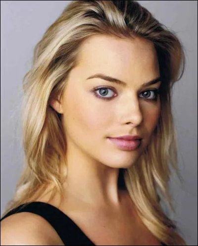 Quel personnage Margot Robbie joue-t-elle dans 'Suicide Squad' ?