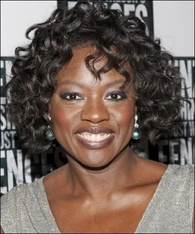 Quel personnage Viola Davis joue-t-elle dans 'Suicide Squad' ?