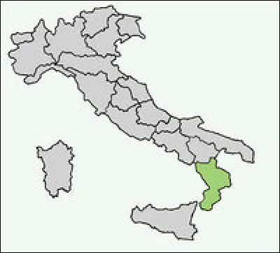 Quelle région italienne est surnommée "Le pied de la botte italienne" ?