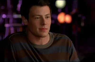 De quoi Finn meurt-il ?