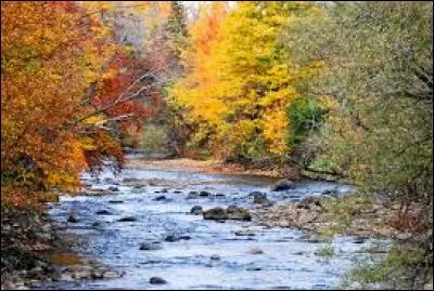 Dans quels d&eacute;partements coule l'Automne, rivi&egrave;re fran&ccedil;aise prenant sa source entre Villers-Cotter&ecirc;ts et Pisseleux ?