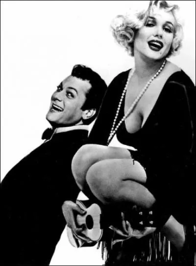 Qui était le partenaire de Marilyn Monroe dans "Certains l'aiment chaud" ?