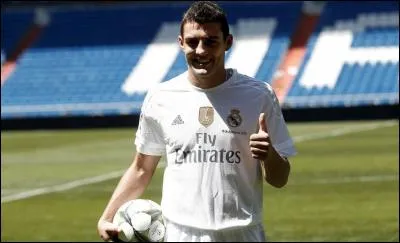 Mateo Kovačić a été transféré au Real Madrid pour 35 millions d'euros. En provenance de quel club ?