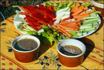 Une "anchoïade" désigne une sauce et un plat de la cuisine provençale.