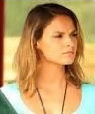 Que s'est récemment fracturé Amandine ?