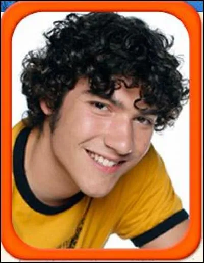 Avec qui Sélina aimerait-elle bien sortir ?