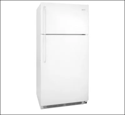 Que perd Shandy derrière le réfrigérateur ?