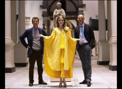 Gardez votre quant-&agrave;-soie, et trouvez l'origine de cette robe !