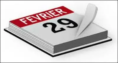 D'après le calendrier grégorien, les années bissextiles sont celles divisibles par 4, mais non par 100, hormis celles qui sont divisibles par 400.