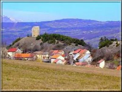 Commune azuréenne de l'arrondissement de Gap, La Bâtie-Vieille se situe dans le département ...