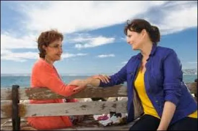 Quelle personne va beaucoup aider Blanche dans ses recherches ?