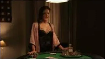 Alors que fait-elle ?