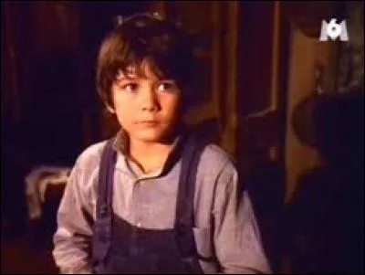 Celui qui est battu par son père, c'est :