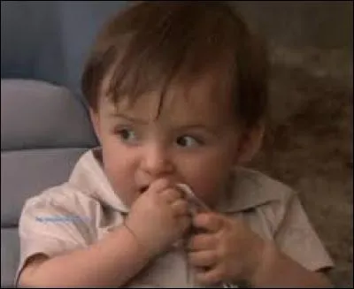 Le fils de Charlotte est :