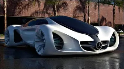 Produite par un constructeur allemand d'automobiles premiums, de sport et de luxe, de tracteurs, de camions et d'autocars indépendant fondé en 1926 et par trois autres constructeurs : Daimler-Motoren-Gesellschaft, Mercedes et Benz & Cie ?