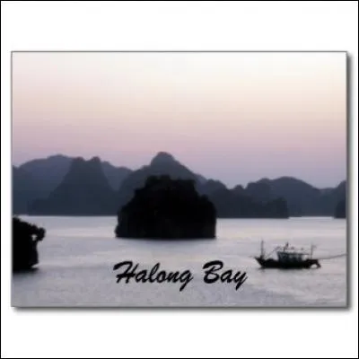 Toujours en Asie, voici un paysage de renommée mondiale. D'où provient cette carte postale ?