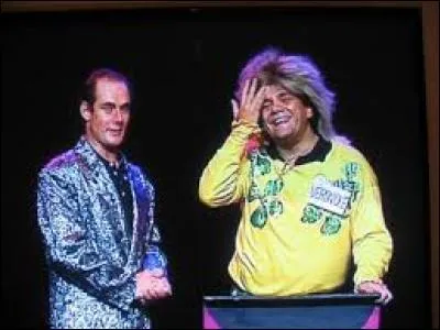 Lors du sketch "Télémagouilles", quel est le nom que répète sans arrêt comme réponse la candidate Véronique ?