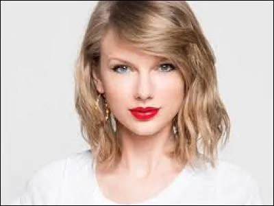 Avec qui est-elle sortie ?