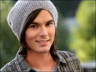 Qui est ce jeune homme ?