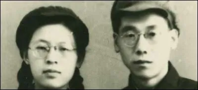 Le goulag chinois de la fin des ann&eacute;es 50 est un tabou infiniment plus absolu que les trag&eacute;dies de la R&eacute;volution culturelle, dont les drames ont &eacute;t&eacute; condamn&eacute;s apr&egrave;s la mort de Mao par les nouveaux dirigeants, quitte &agrave; en rejeter la responsabilit&eacute; sur la faction vaincue de Lin Biao et de la Bande des quatre. Les goulags firent autour de 30 millions de morts et combien d'enfants sont tomb&eacute;s ?