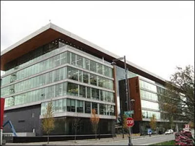 La c&eacute;l&egrave;bre s&eacute;rie t&eacute;l&eacute;vis&eacute;e "Smallville" a &eacute;t&eacute; tourn&eacute;e dans cette ville. Allez-vous trouver le nom de cette commune ?