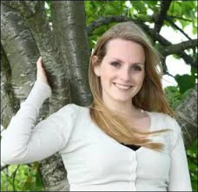 Quand a-t-elle joué dans "Maintenant ou jamais" ?