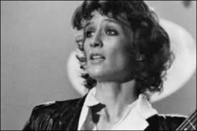 Pour le plus grand bonheur des fans, le groupe se reforma en 2015, sans la seule femme de "Téléphone". Quel nom utilisèrent-ils ?