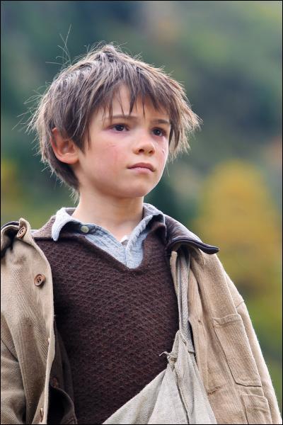 Comment s'appelle ce jeune acteur qui joue le rôle de Sébastien ?