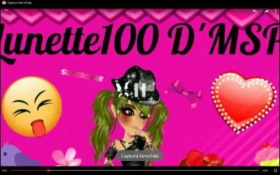 Elle a une cha&icirc;ne YouTube ?