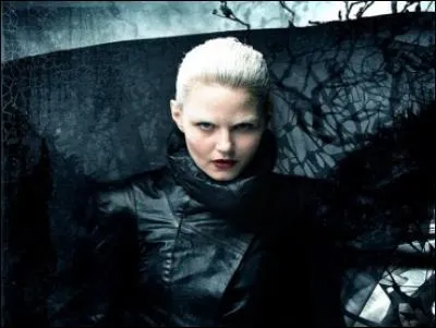 Qui est devenu le ténébreux en même temps qu'Emma ?