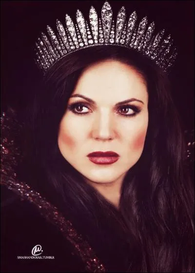 Quel rôle Regina a-t-elle à Storybrooke ?