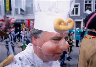 Parmi les personnages du carnaval (Cwarmê) de Malmédy, certains d'entre eux ont comme nom "Boldjî" en Wallon... Un mot qui évoque une profession, laquelle ?